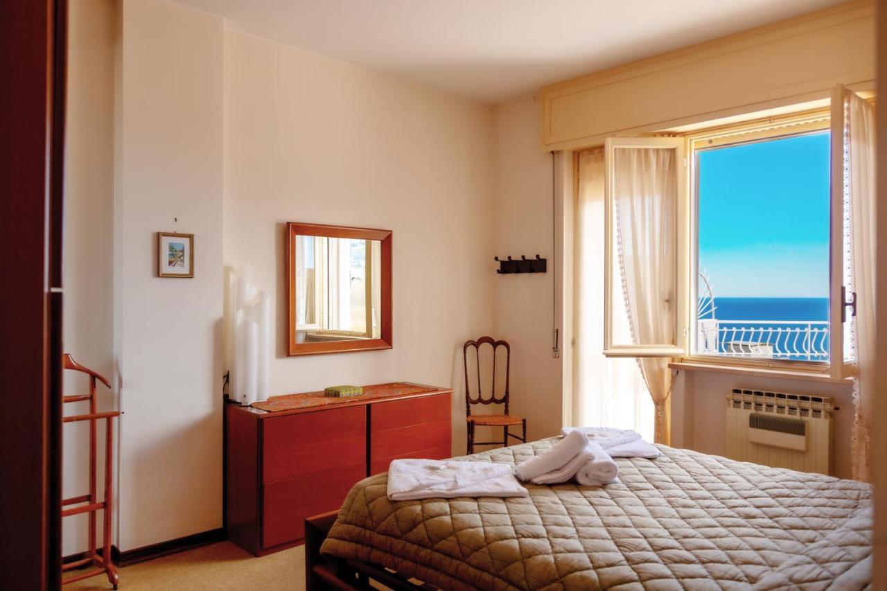 168B - La Terrazza Sul Mare, Casa A 10 Minuti Da Spiaggia, Parcheggio Privato Gratis 圣雷默 外观 照片